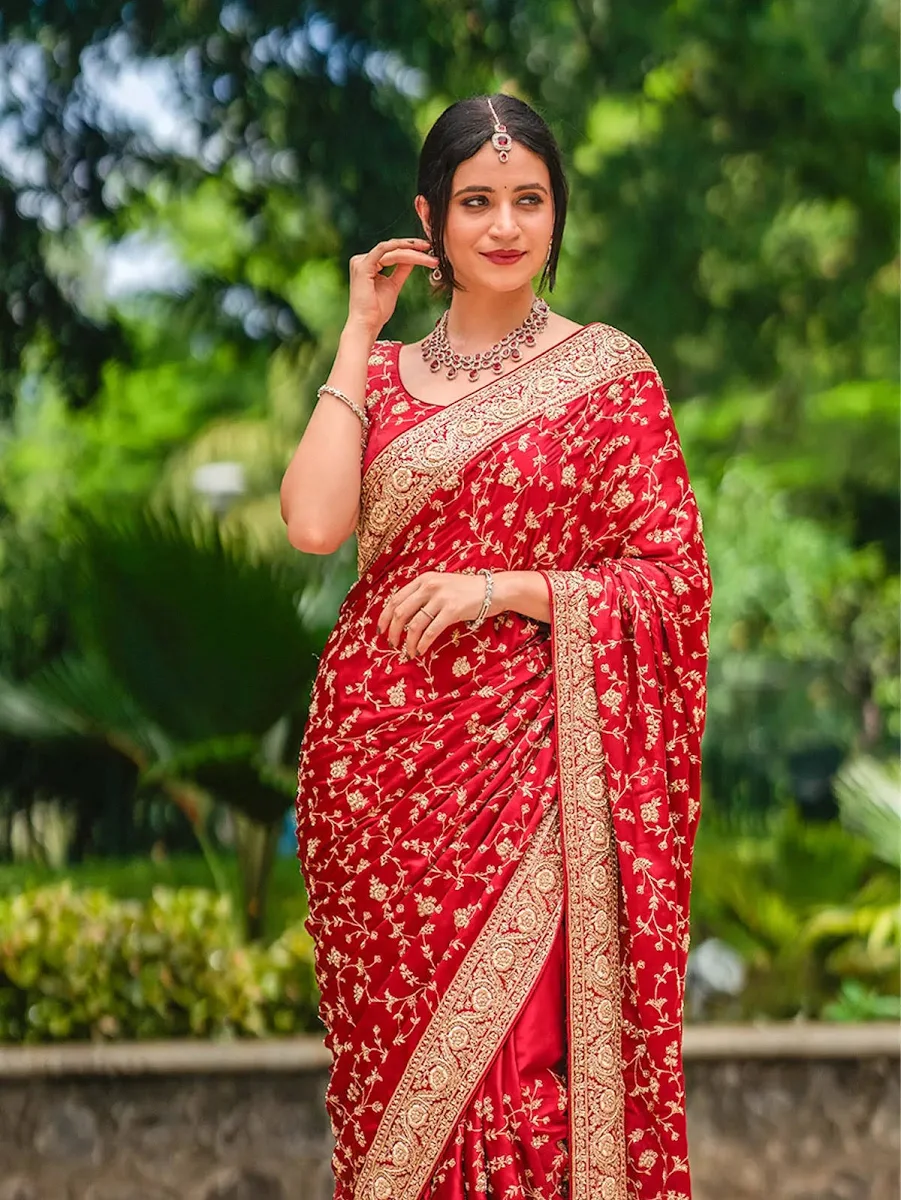 Royal Bridal Wedding Saree — gallery