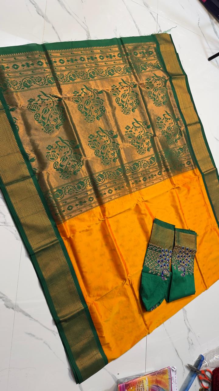 Kalanjali  Paithani Contrast — gallery
